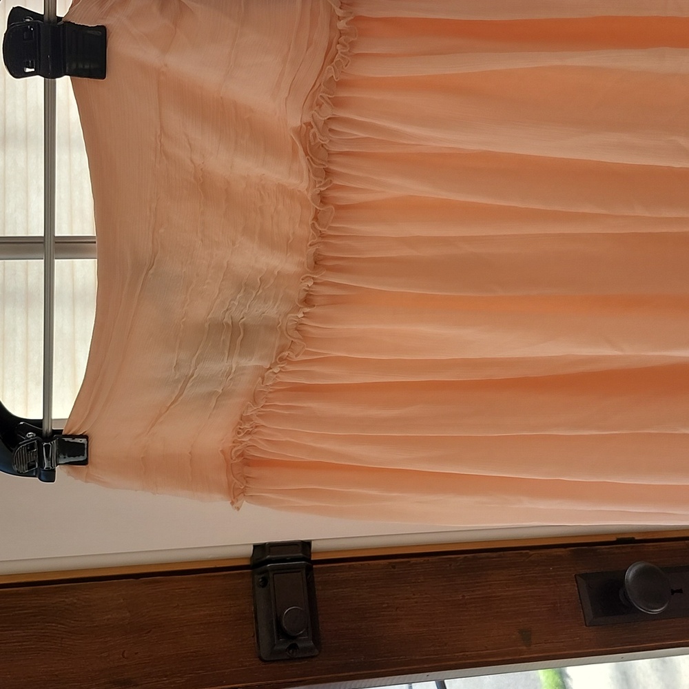 Peach Skirt, Size 8 - Picture 11 of 11